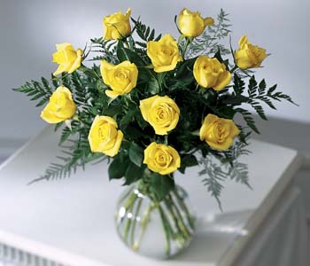 Brighten the Day™ Rose Bouquet