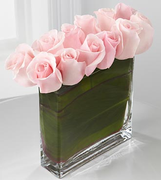 Eloquent™ Pink Rose Bouquet